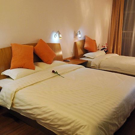Home Club Hotel Yuexiu Branch Kanton Zewnętrze zdjęcie